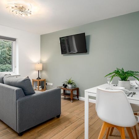 Alison Court Apartment บริสตอล ภายนอก รูปภาพ