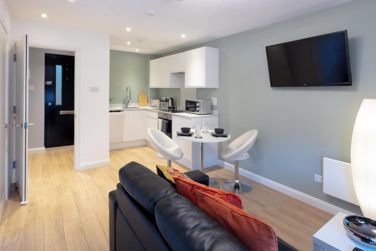 Alison Court Apartment บริสตอล ภายนอก รูปภาพ