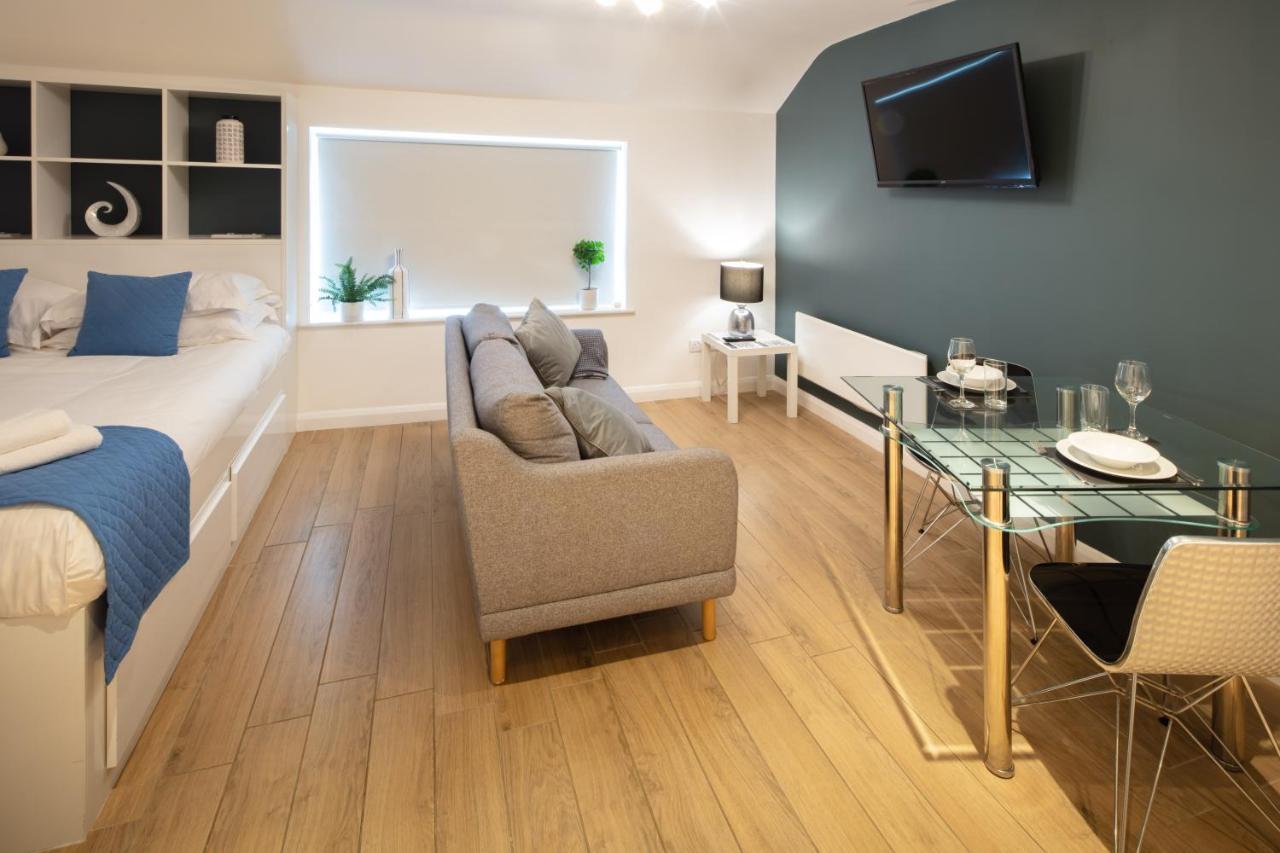 Alison Court Apartment บริสตอล ภายนอก รูปภาพ