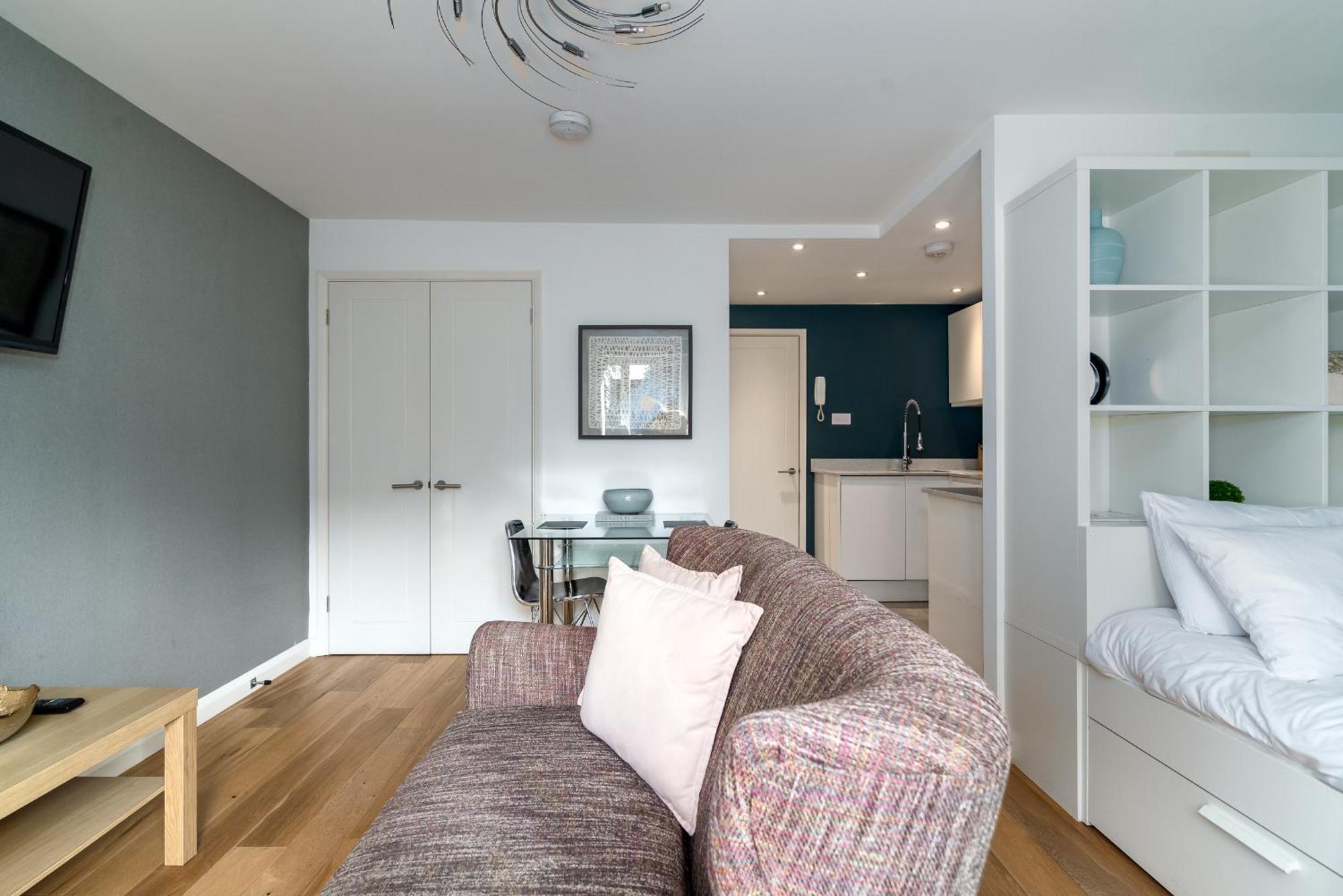 Alison Court Apartment บริสตอล ภายนอก รูปภาพ